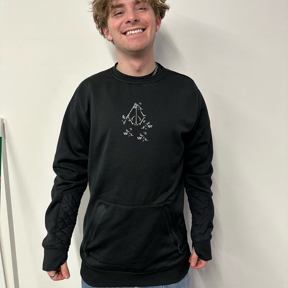 Volcom waterproof crewneck